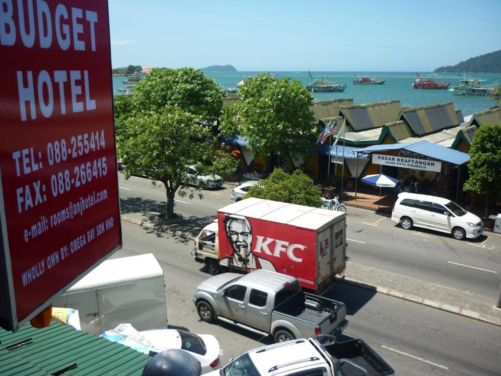 A&J Budget Hotel โกตาคินาบาลู ภายนอก รูปภาพ